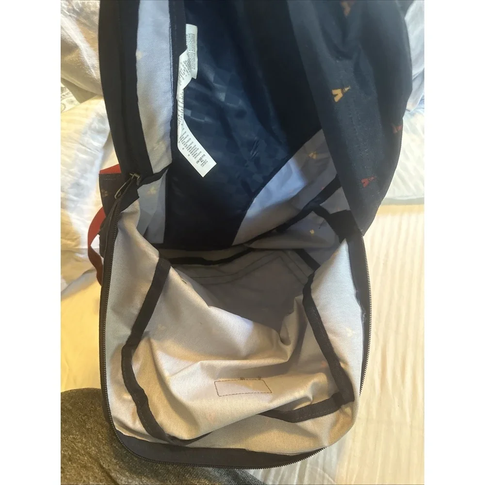 Vans Old Skool II Backpack in a True Native pattern Teepee Dark Blue EUC